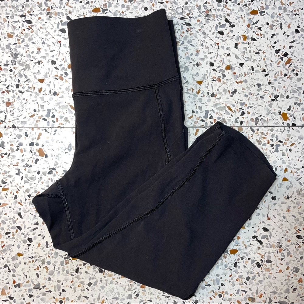 Lululemon Pace Perfect Crop
